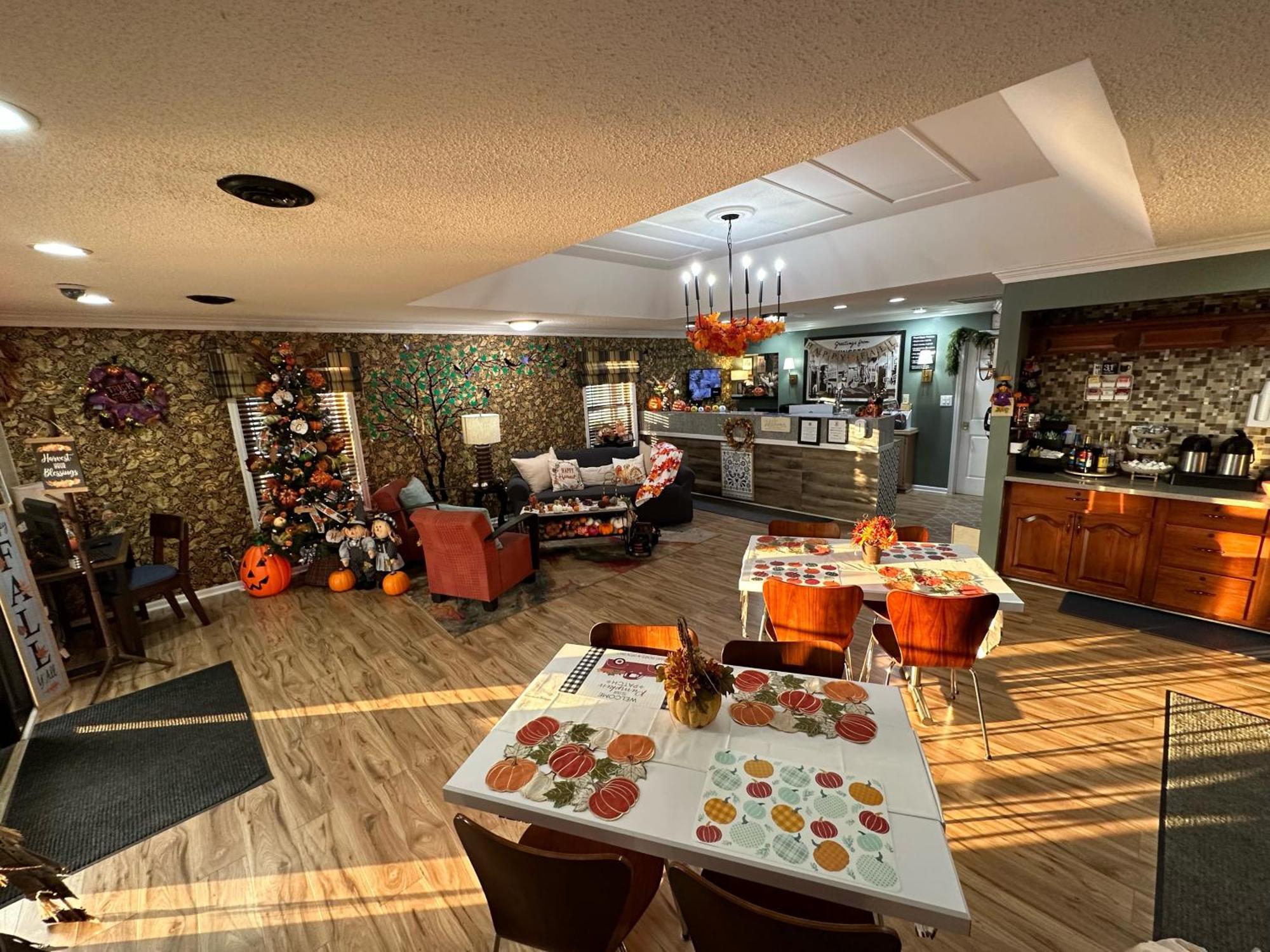 Hotel Super 8 By Wyndham Kingston Extérieur photo